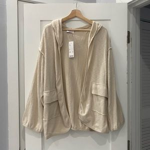 URBAN OUTFITTERS Beige Fleece Cardigan